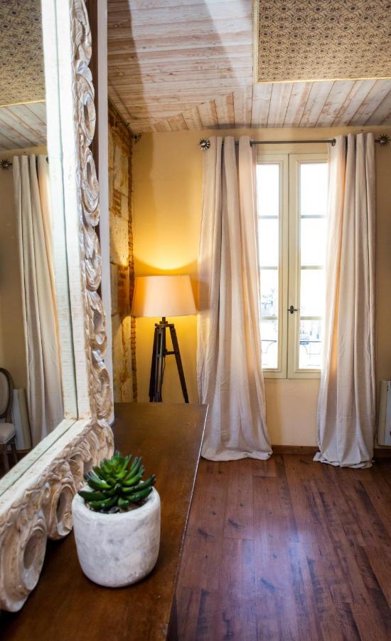 Cafe De France Eauze Panzió Kültér fotó